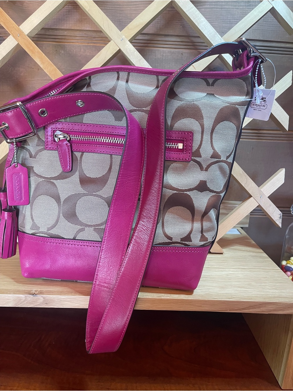 NWT Authentic Coach New York Shoulder Bag/ Slouchy Hobo /Bucket Bag / Magenta - Picture 9 of 16